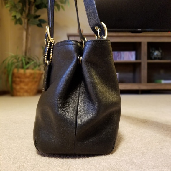 Coach Soho Black Leather Bag - Picture 3 of 6